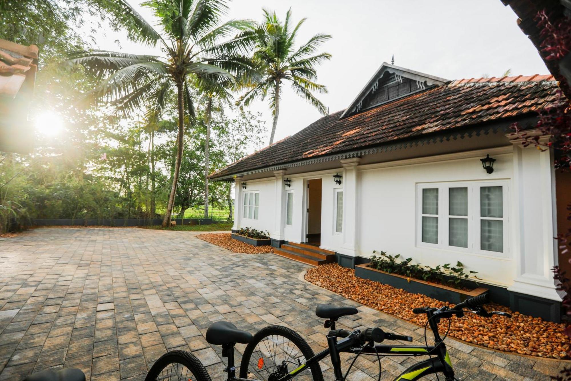 Paadam By The Backwaters Kumarakom Exterior foto