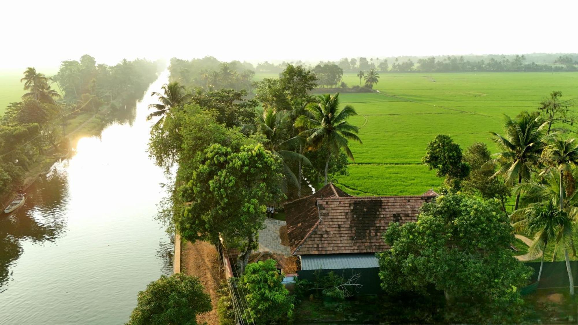 Paadam By The Backwaters Kumarakom Exterior foto